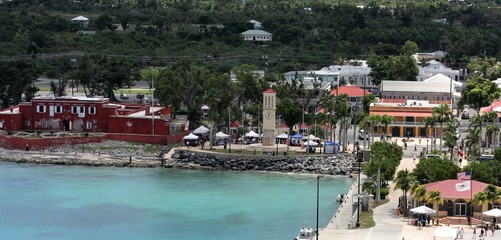 Wall Mural - town by the shore with vendors