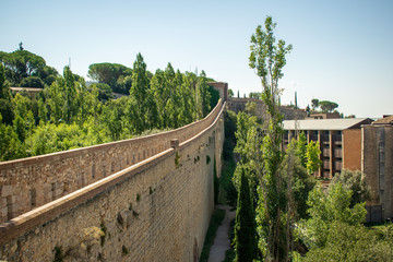 Wall Mural - Aufnahmen von Girona in Katalonien Spanien