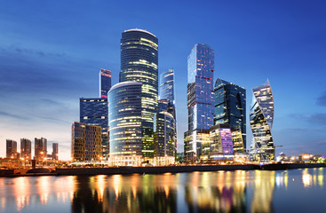 Wall Mural - Skyscrapers of Moscow City business center and Moscow river in Moscow at night, Russia. Architecture and landmark of Moscow