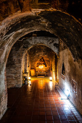 Canvas Print - The ancient tunnel of Umong temple