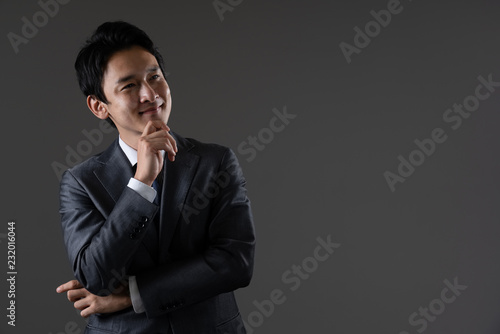 手を顎に当てるビジネスマン Buy This Stock Photo And Explore Similar Images At Adobe Stock Adobe Stock 手を顎に当てるビジネスマン Buy This Stock Photo And Explore Similar Images At Adobe Stock Adobe Stock