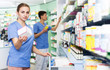 © JackF - Pharmacist looking medicines in lockers