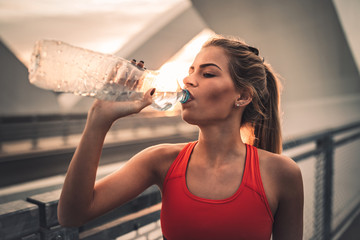 Wall Mural - Staying hydrated during workout