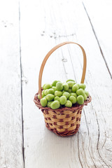 Wall Mural - Bunch of biologic delicious green peas