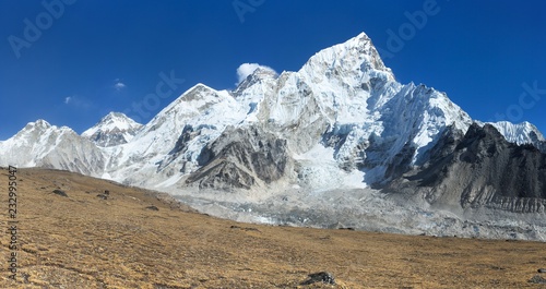 Fotomural Mount Everest and Khumbu Glacier from Kala Patthar