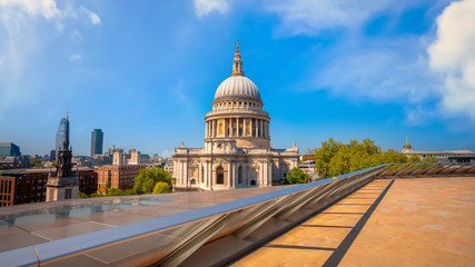 Canvas Print - St Paul's Cathedral in London, UK