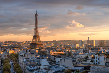 Fototapete - Skyline von Paris mit Eiffelturm, Frankreich