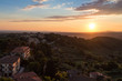Blick von Montescudaio über die Toskana im Sonnenuntergang