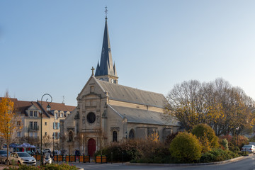 Eglise catholique Saint-Pierre et Saint-Paul, Clamart, France