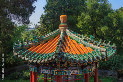 Fotografie, Obraz The temple roof from the top of Buddhist Yong'An (Temple of Everlasting Peace) i