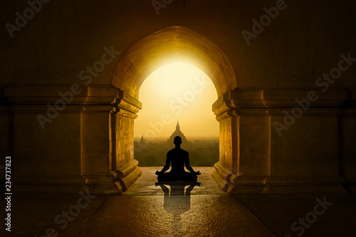 Fotomural Meditation in buddhist temple
