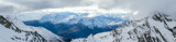 Fototapeta Góry - Schneebedeckte Berge in Tirol im Winter - Panorama