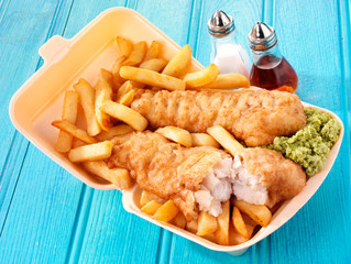 Sticker - TAKEAWAY FISH AND CHIPS WITH MUSHY PEAS