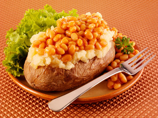 Wall Mural - BAKED POTATO WITH BAKED BEANS