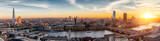 Fototapeta Fototapeta Londyn - Sonnenuntergang hinter der neuen Skyline von London, Großbritannien 