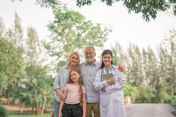 portrait family with doctor