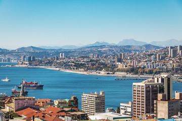 Poster - Aerial view of Valparaiso bay from Cerro Alegre Hill - Valparaiso, Chile