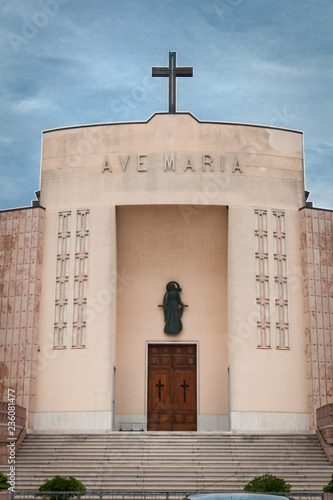Fotografía Kirche Santa Maria Ausiliatrice in Lido di Jesolo, Italien