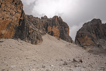 Wall Mural - mountaineers equipped face the 