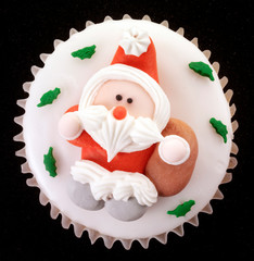 Canvas Print - SINGLE CHRISTMAS CUPCAKE OVERHEAD