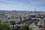 Fototapeta Paryż - vue aérienne sur Paris un jour d'été