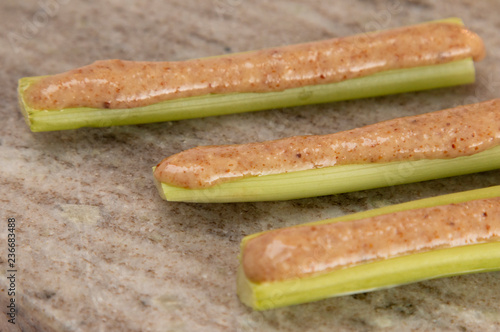 Fotografía A Healthy Kid Friendly Snack of Celery and Nut Butter