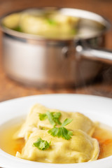 Poster - schwäbische Maultaschen in der Brühe