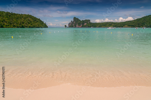 Fényképezés Long Beach, Koh Phi Phi, Krabi Province, Thailand, Asia.