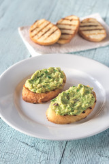 Poster - Sandwiches with guacamole on the plate