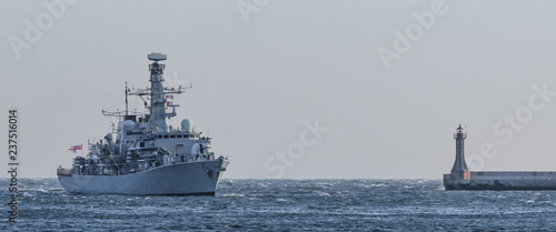 Fotografía WARSHIP - The ship returns from the cruise to port