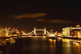 Fototapeta Mosty linowy / wiszący - The London Bridge by night, London, England, UK