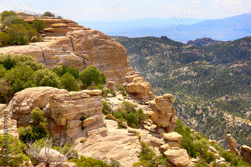 Fotografie, Obraz Hoodoo rock formations in the Mount Lemmon mountains of Arizona