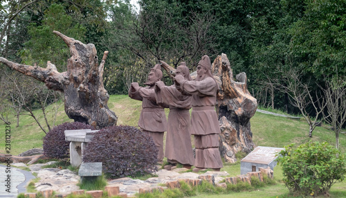 Statues Of Guan Yu Liu Bei And Zhang Fei Oath Of The Peach