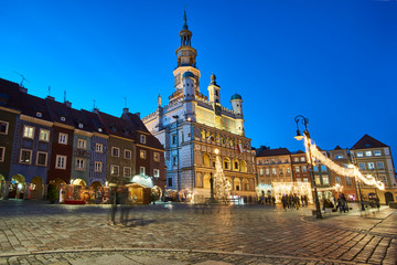 Wall Mural - Renaissance town hall and christmas decorations in city of Poznan.