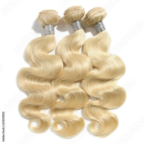 Body Wavy Bleached Blonde Human Hair Weaves Extensions Bundles