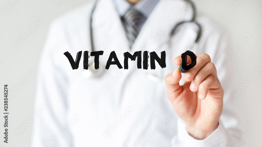 Obraz na płótnie Doctor writing word Vitamin  d with marker, Medical concept w salonie
