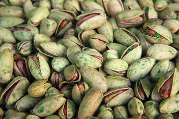 a lot of tasty pistachios