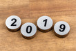 © Thomas Hut - Jahr 2019 gelasert aus Stahl auf Holz