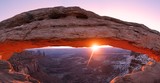 Fototapeta Natura - Sunrise at Mesa Arch of  Canyon lands National Park. Utah, United state of America