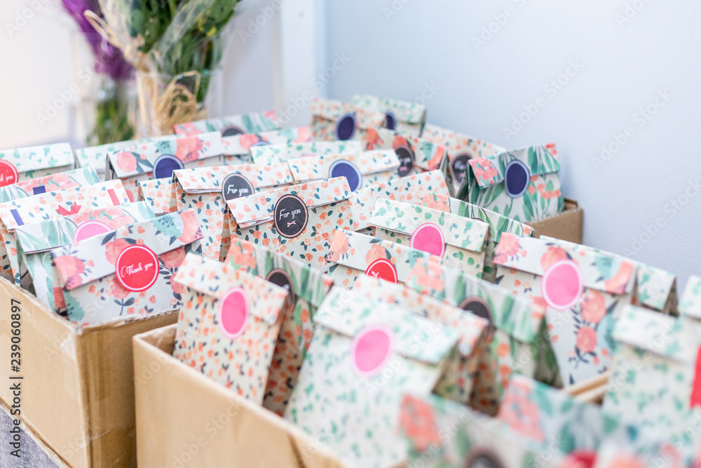 wedding gifts for the guests