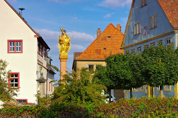 Sticker - die Stadt Aub mit goldener Madonna in Deutschland -  the town Aub in Germany, the Madonna