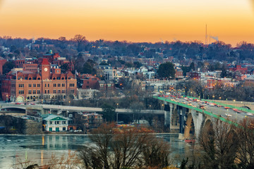 Wall Mural - Traffic on Key bridge and potomac river at winter morning, Washington DC, USA