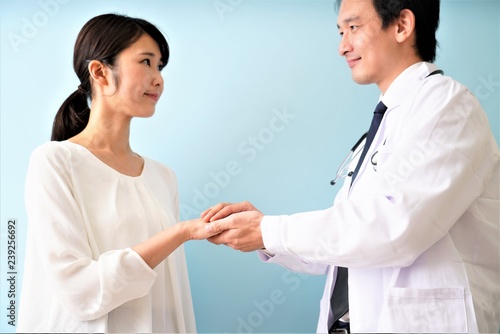 Best 手を差し伸べる Images Stock Photos Vectors Adobe Stock Best 手を差し伸べる Images Stock Photos Vectors Adobe Stock