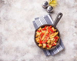 Wall Mural - Pasta with chicken and pepper in tomato sauce