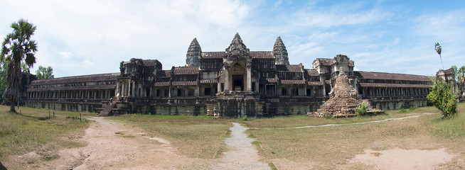 Wall Mural - Angkor Wat under cloudscape, Siem Reap, Cambodia