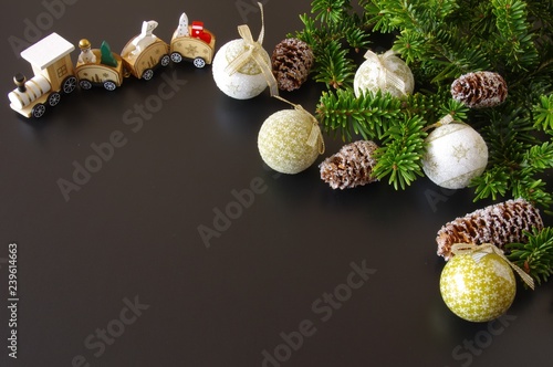 クリスマス素材 クリスマスイメージ モミの木 モミの枝 クリスマスオーナメント Stock Photo Adobe Stock