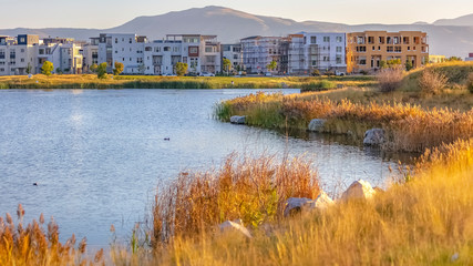 Wall Mural - Lakeside view with homes and mountain in Utah