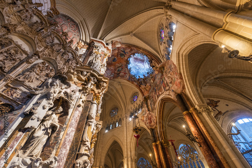 Cuadros en Lienzo Interior of Primate Cathedral of Saint Mary of Toledo