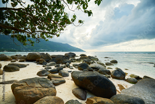 Fotografie, Obraz Beau vallon beach and granite rocks, seychelles, mahe island
