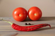 Warzywna buźka - pomidory, papryka i pieprz - zadowolona mina